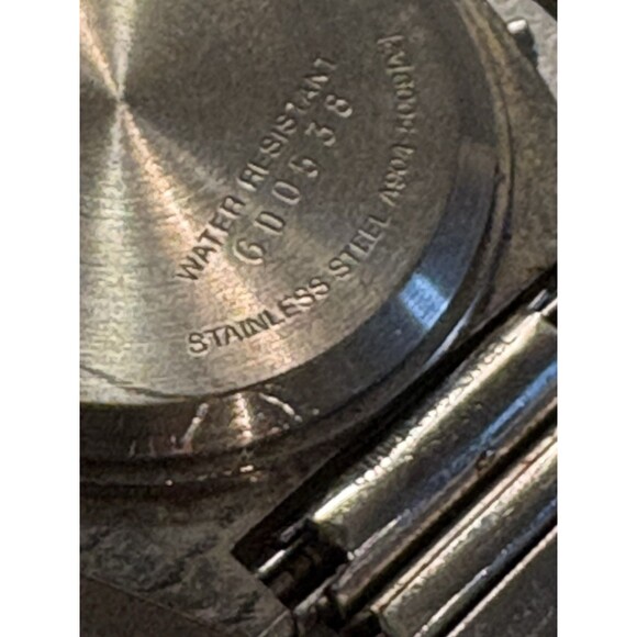 Vintage Seiko Silver Tone Digital A904-500A -LCD Alarm/Chronograph Wrist Watch main image 7